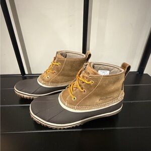 Eddie Bauer Women’s Hunt Pac Mid Boots - Waterproof Duck Boots - 7.5W/38EUR